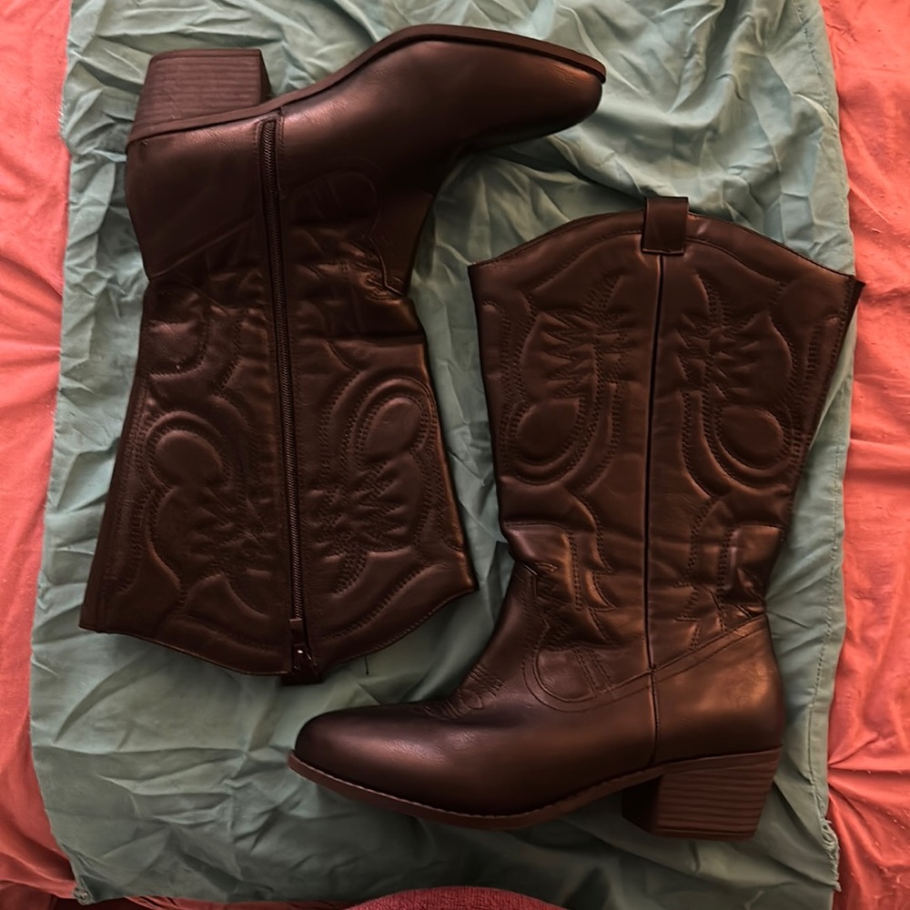 TORRID Black Cowboy Boots